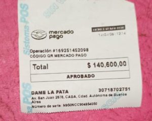Comprobante de Mercado Pago por 140.600 pesos, correspondiente a gastos veterinarios de Kata en la veterinaria Dame la Pata.